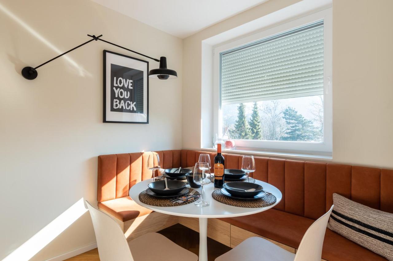Canopy Apartment Любляна Екстер'єр фото